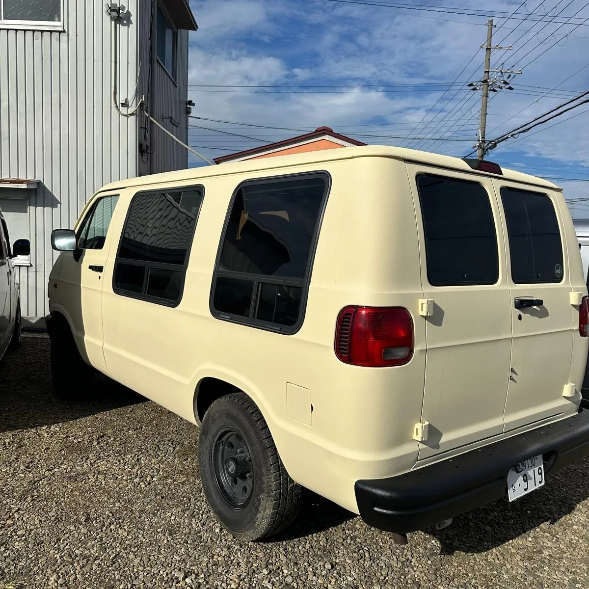 ラブター塗装で施工した最新のダッチカーが完成しました！